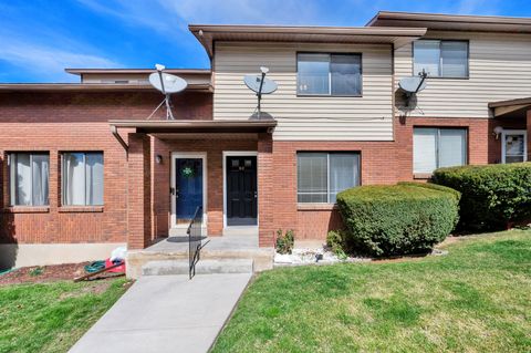 Homes For Sale - 1113 Country Hills Dr #B2<br/> Weber County, Ogden, UT 84403