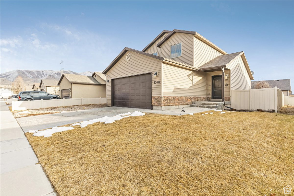 2398 E Ox Yoke Dr, Eagle Mountain, Utah image 1