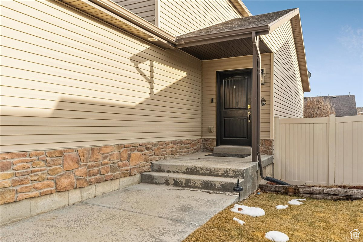 2398 E Ox Yoke Dr, Eagle Mountain, Utah image 3