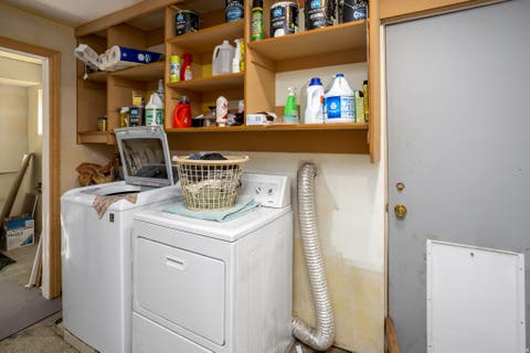 Tiny photo for 235 W 1400 N, Bountiful, UT 84010 (MLS # 2177240)