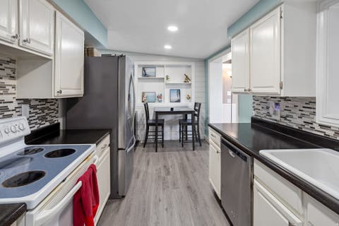 Tiny photo for 235 W 1400 N, Bountiful, UT 84010 (MLS # 2177240)
