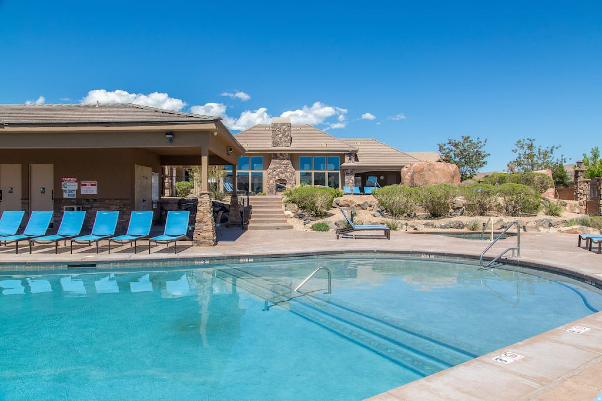 CORAL RIDGE TOWNHOMES PH 3-B - Residential