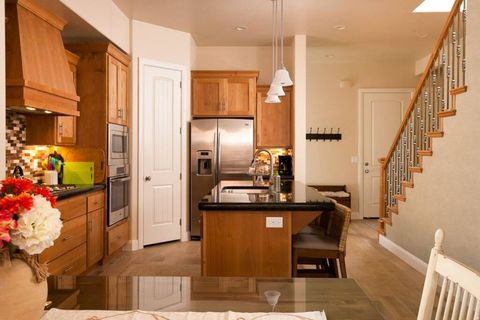 Tiny photo for 2063 N CORAL RIDGE DR, Washington, UT 84780 (MLS # 2135205)