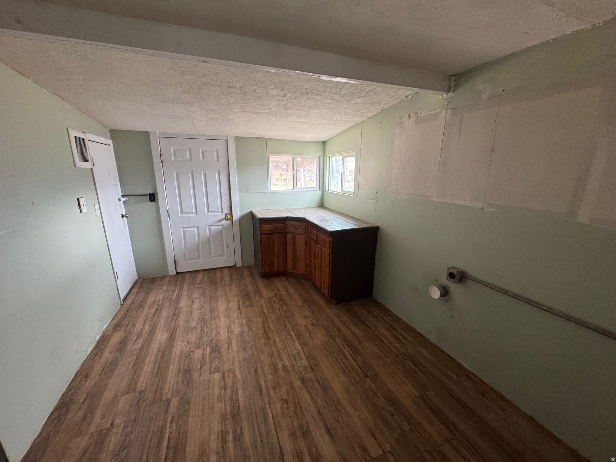 DAILEY MINOR - Residential