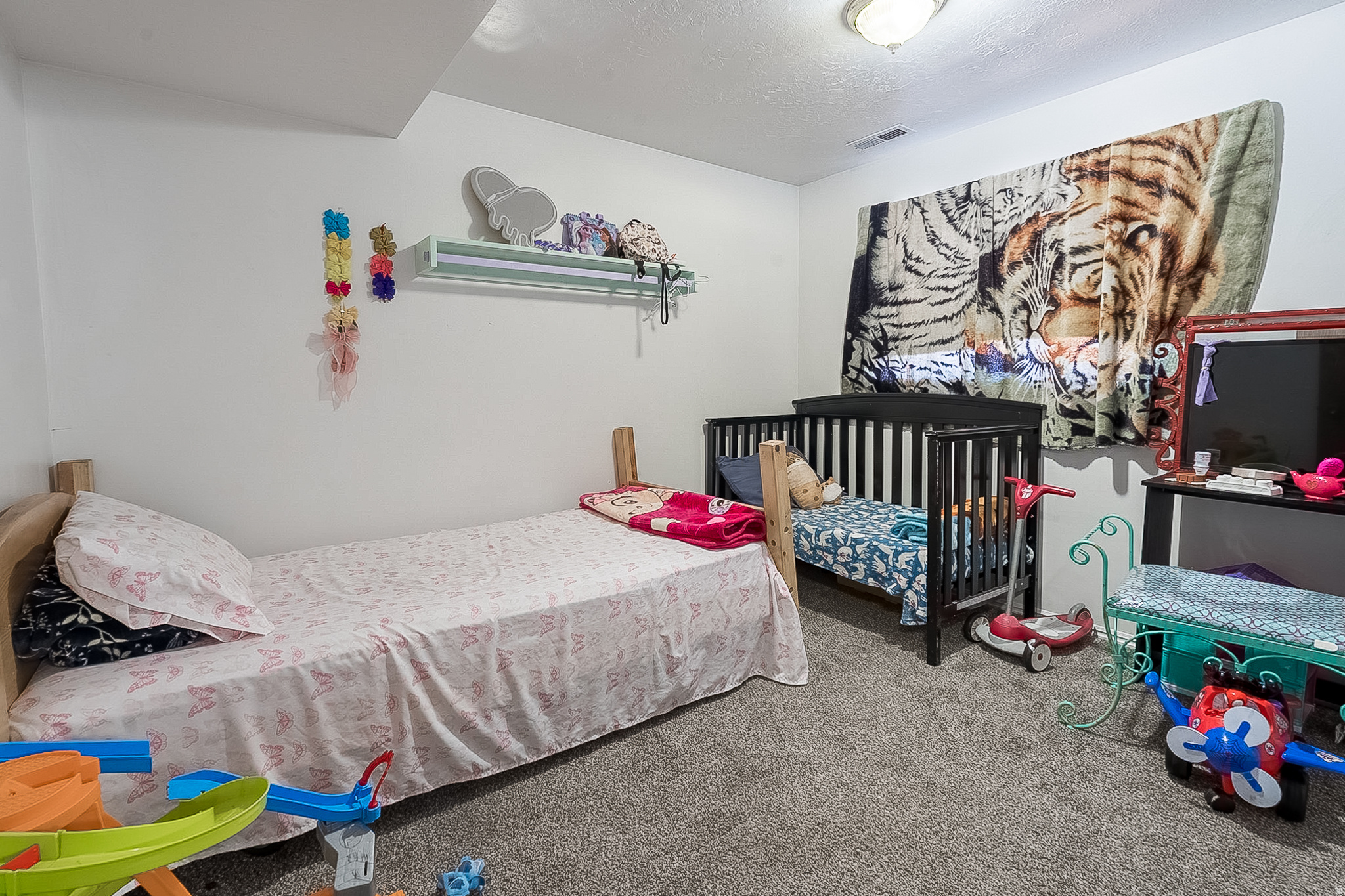 COLONY WEST #1 - Residential