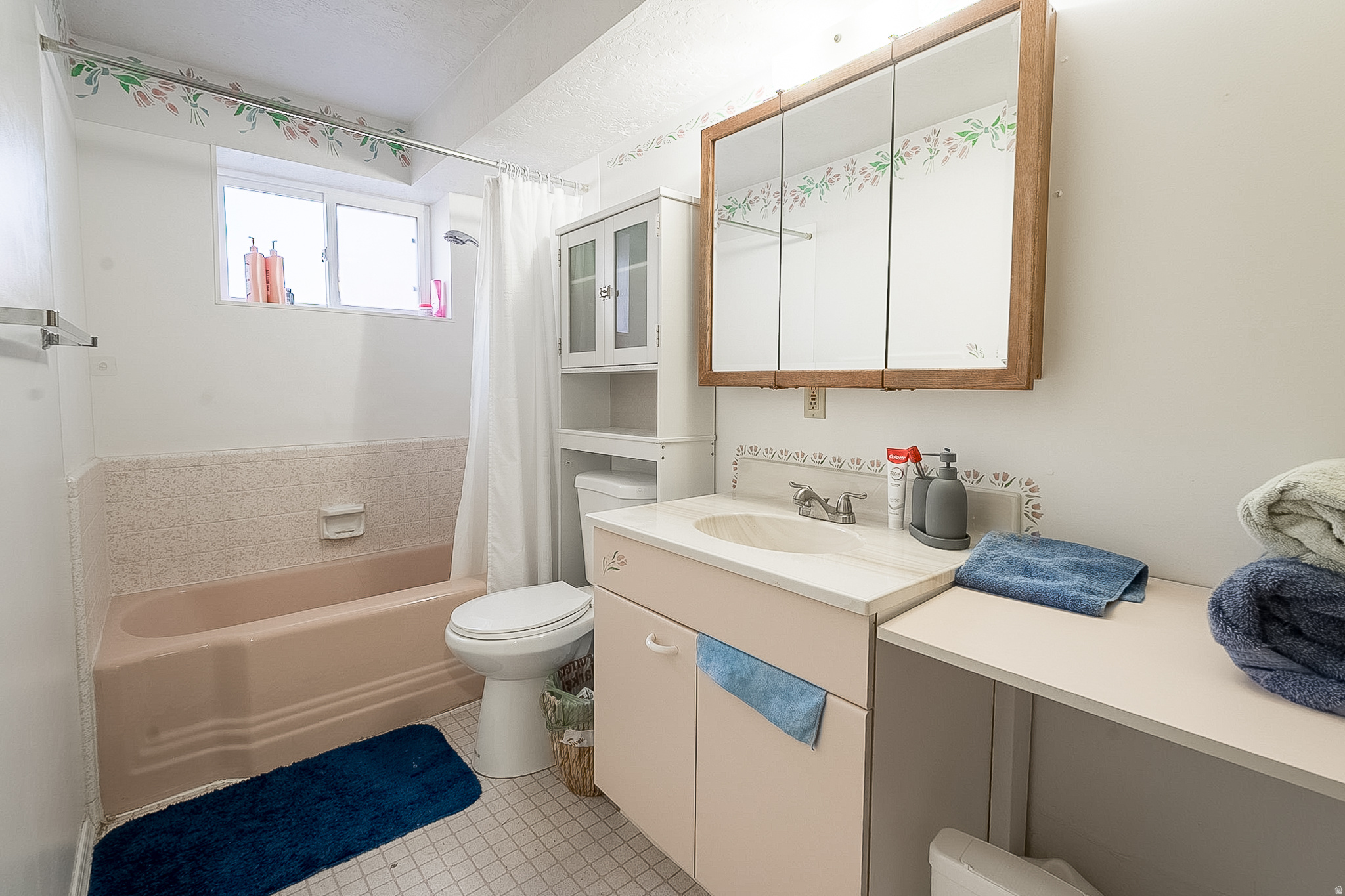 COLONY WEST #1 - Residential