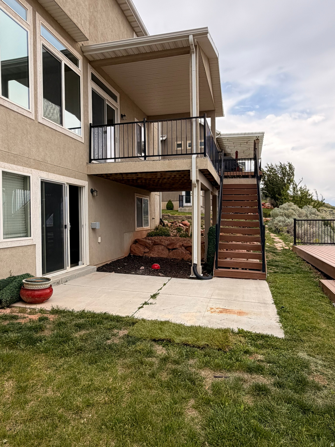 THE VIEWS AT EAGLEWOOD VILLAGE PUD - Residential