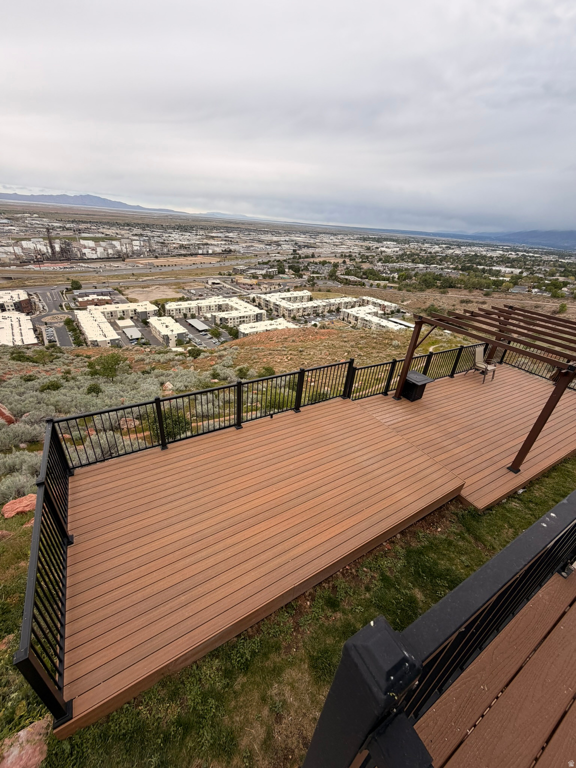 THE VIEWS AT EAGLEWOOD VILLAGE PUD - Residential