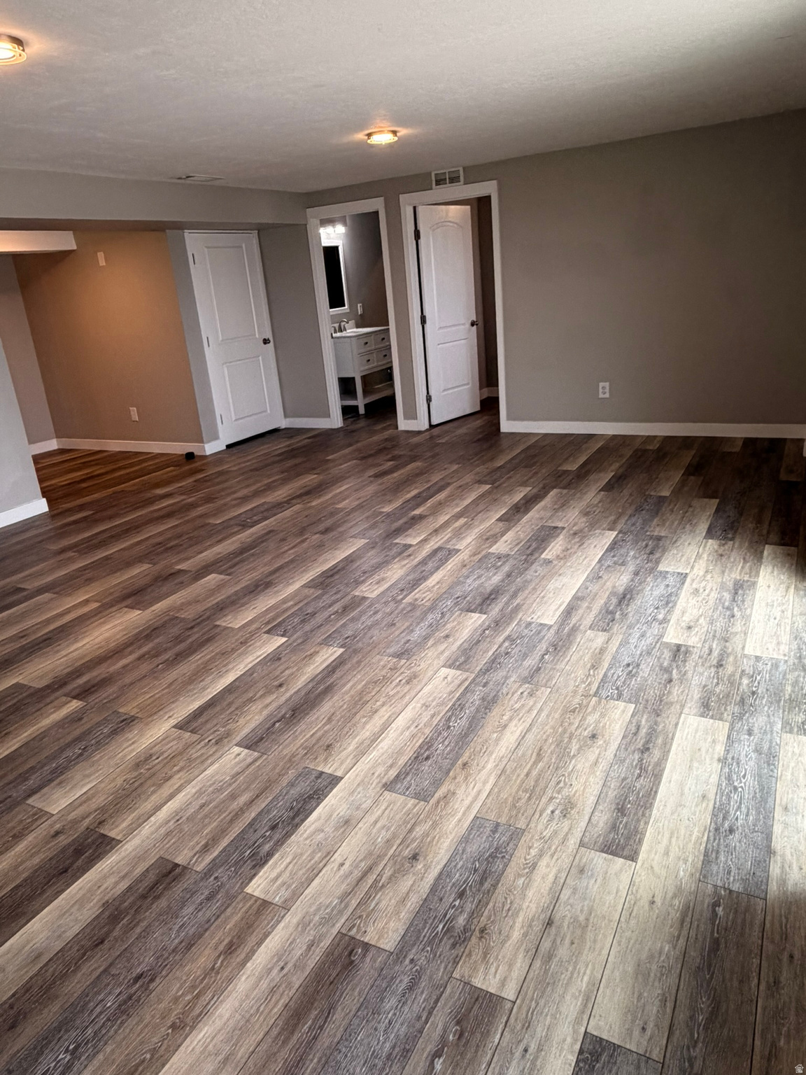 THE VIEWS AT EAGLEWOOD VILLAGE PUD - Residential
