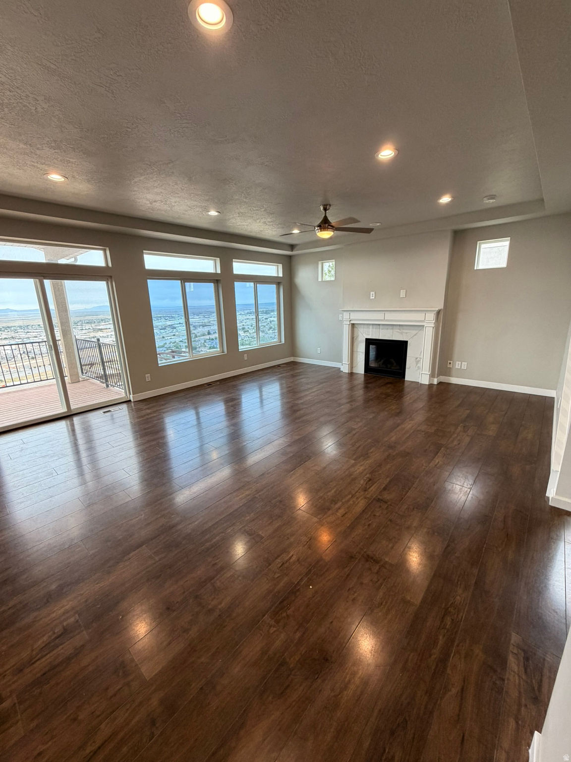 THE VIEWS AT EAGLEWOOD VILLAGE PUD - Residential