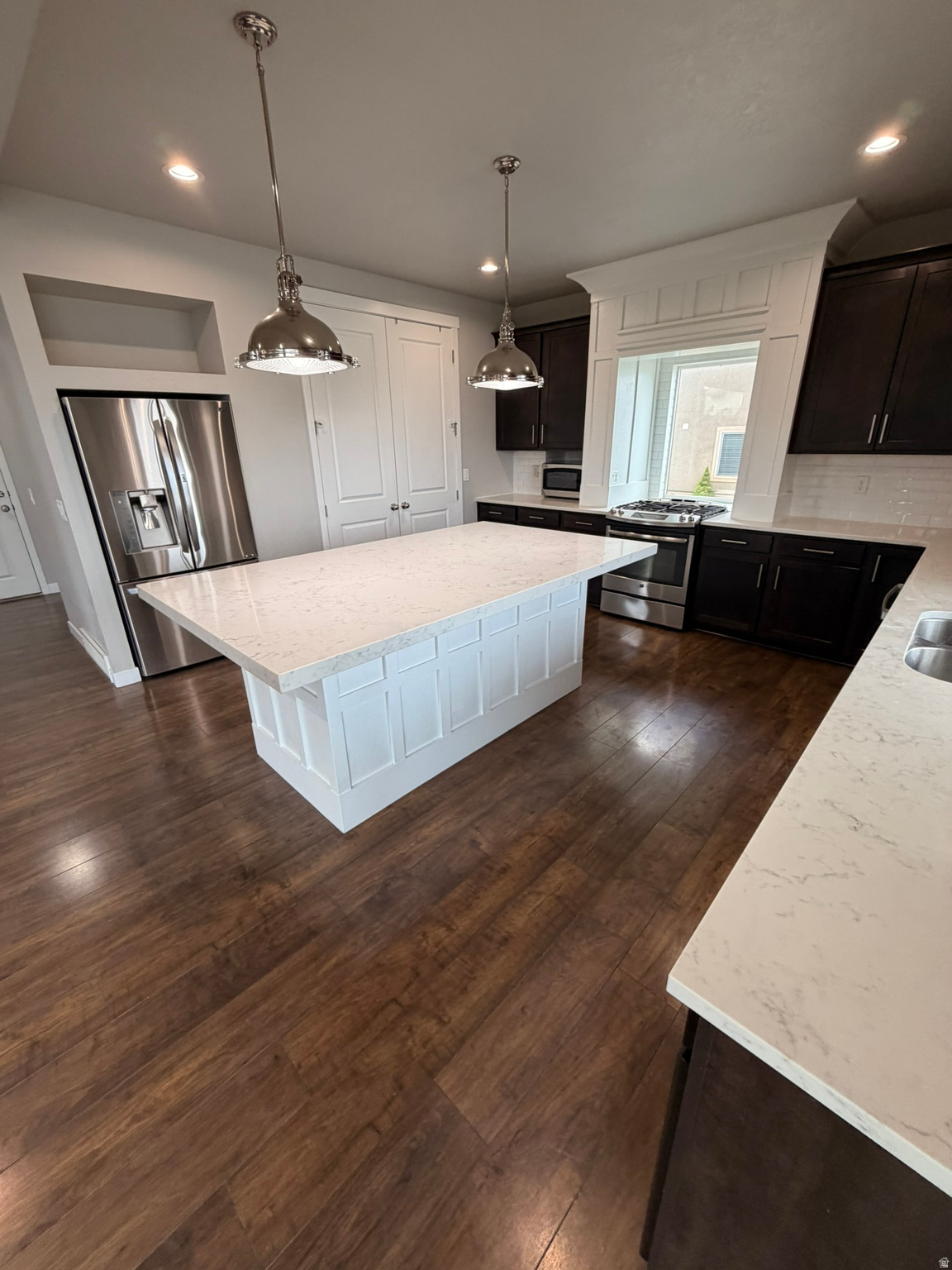 THE VIEWS AT EAGLEWOOD VILLAGE PUD - Residential