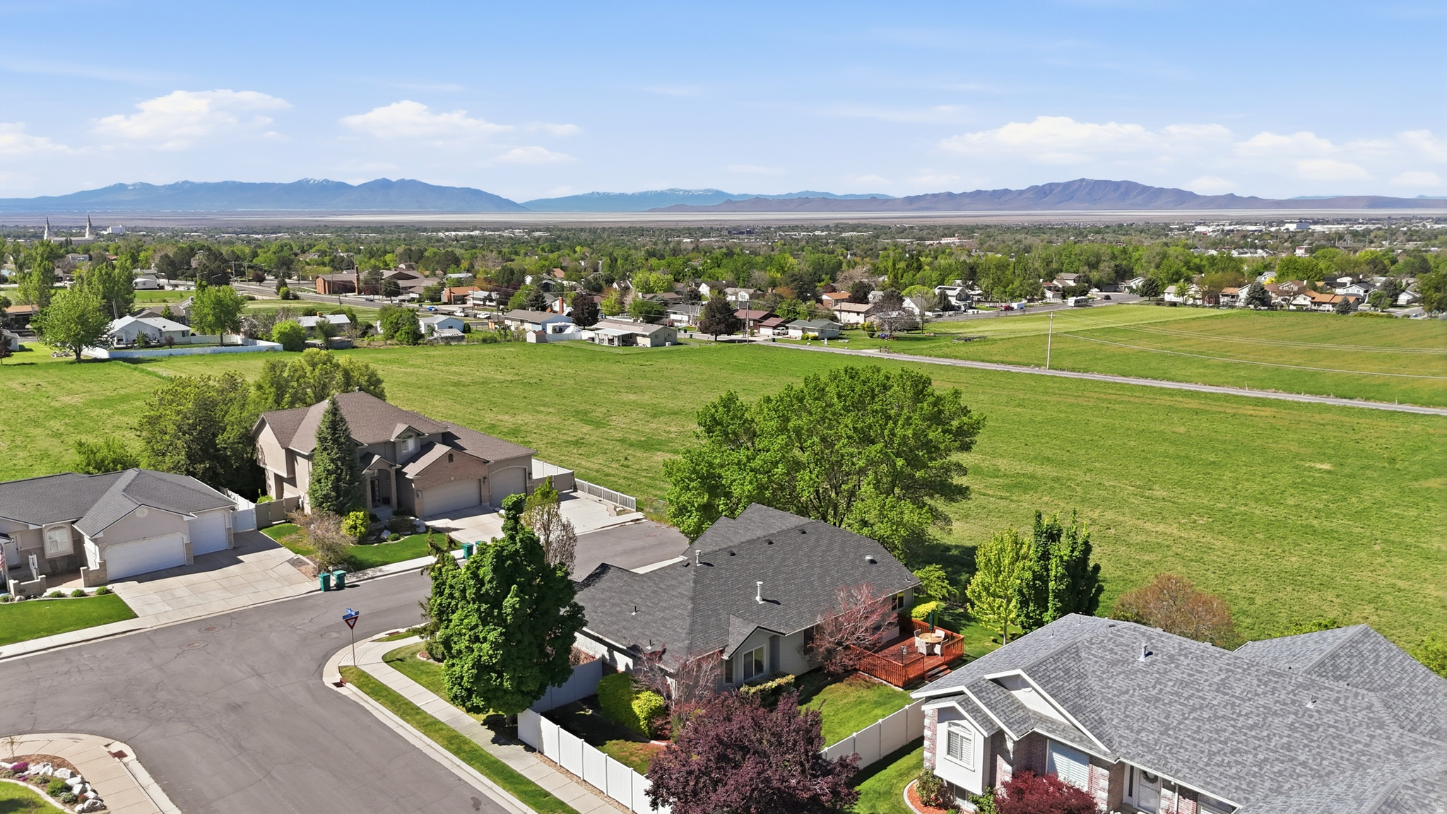 WILLOW HAVEN ESTATES - Residential
