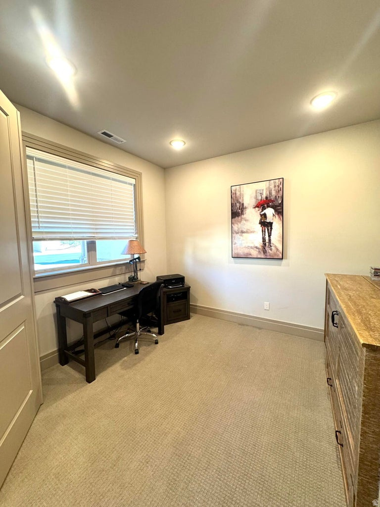 CRESTLINE - Residential