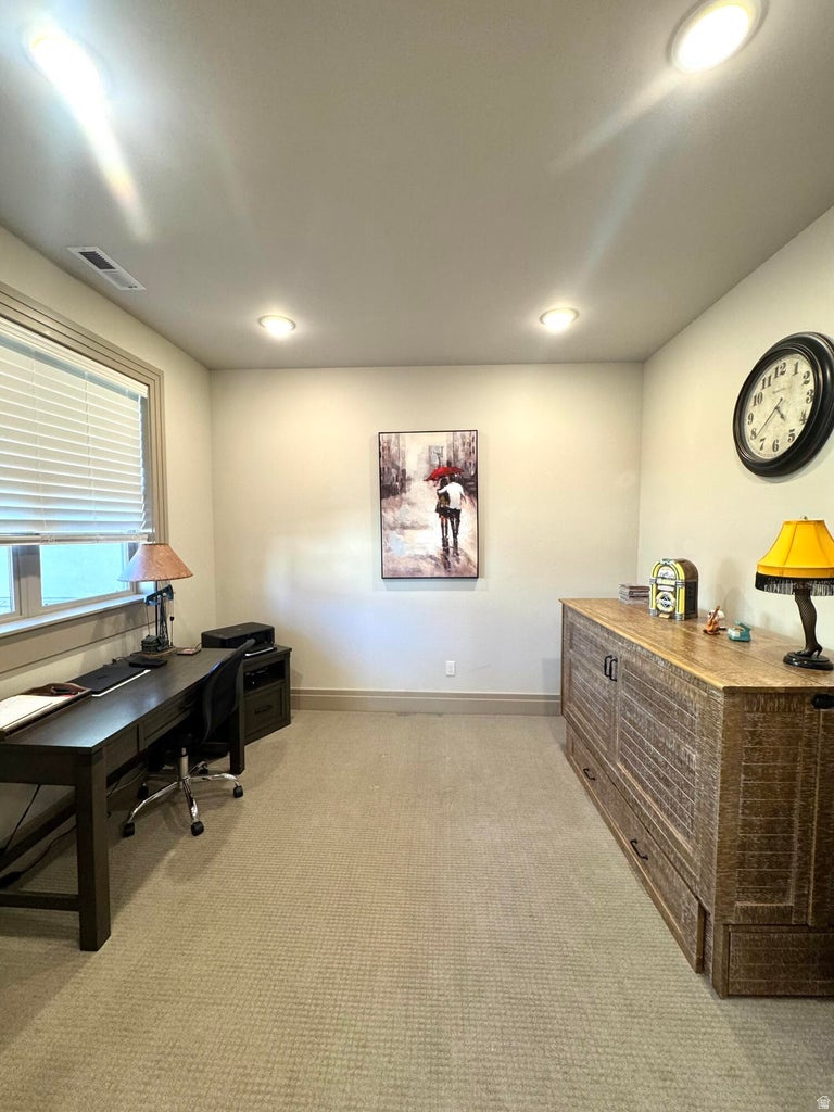 CRESTLINE - Residential