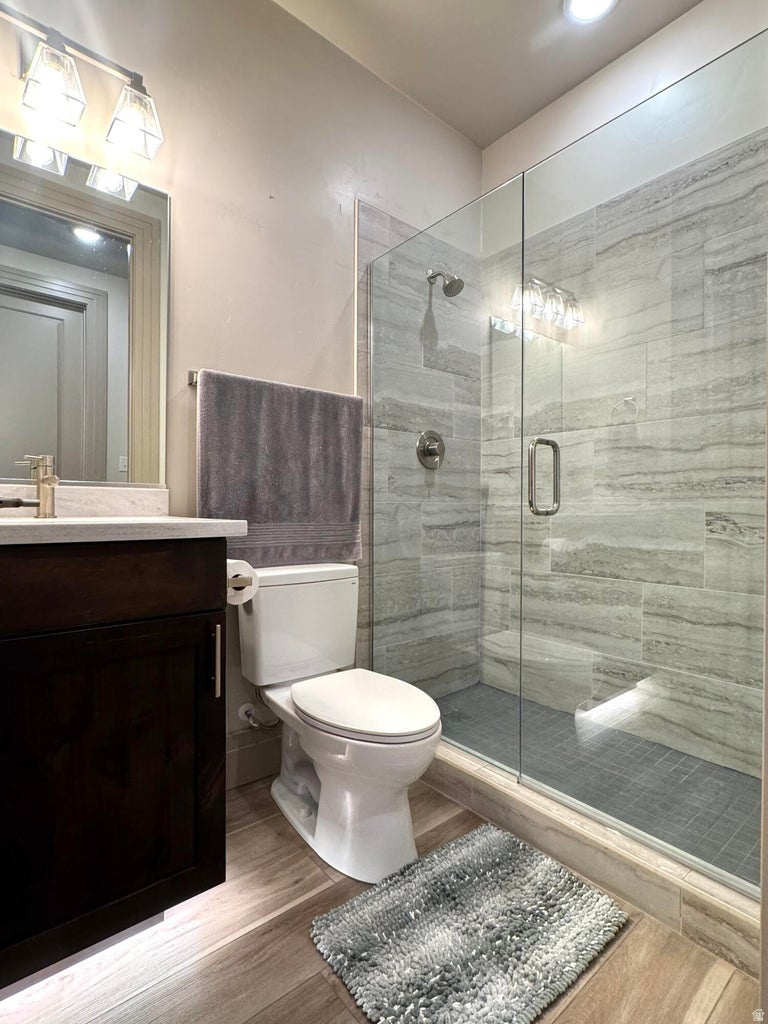 CRESTLINE - Residential