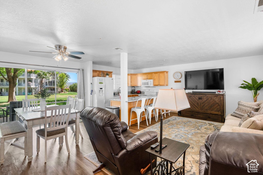 Photo of 1845 W CANYON DR #1206, Saint George, UT 84770 (MLS # 2191908)