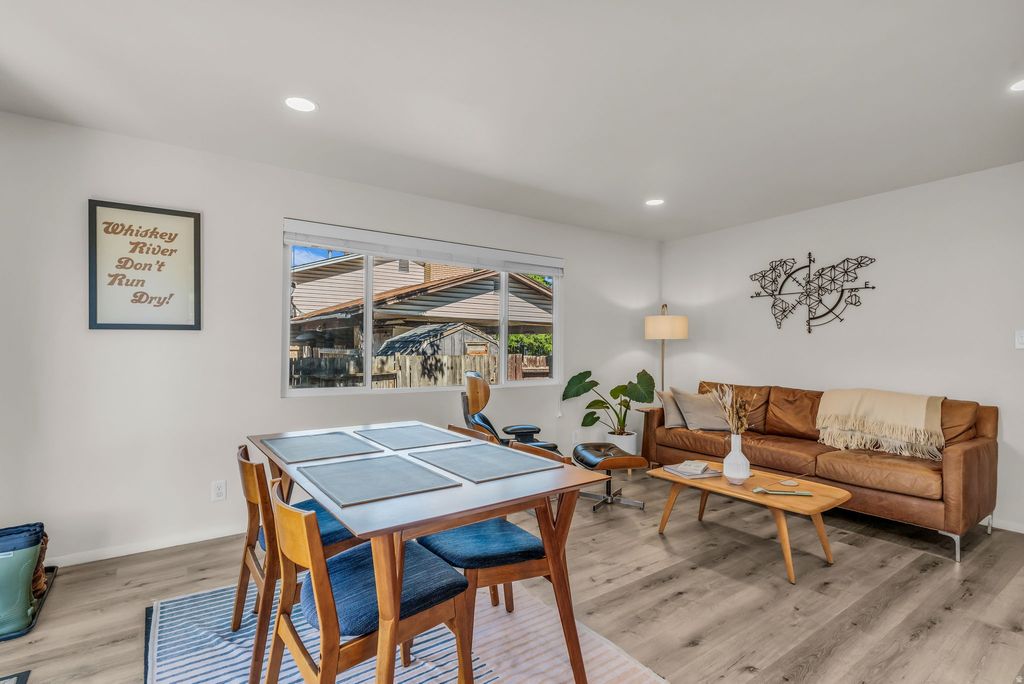 Photo of 402 E 10185 S, Sandy, UT 84070 (MLS # 2166076)