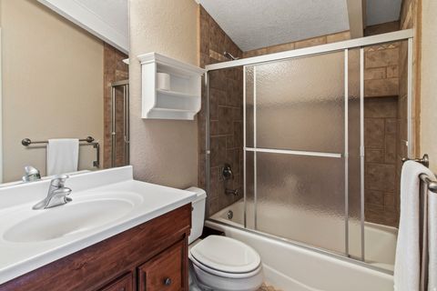 Tiny photo for 114 S JUNIPER DR, Richfield, UT 84701 (MLS # 2158933)