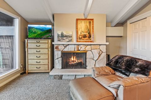 Tiny photo for 114 S JUNIPER DR, Richfield, UT 84701 (MLS # 2158933)