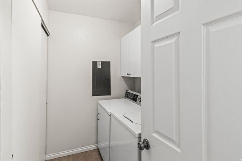 Tiny photo for 114 S JUNIPER DR, Richfield, UT 84701 (MLS # 2158933)