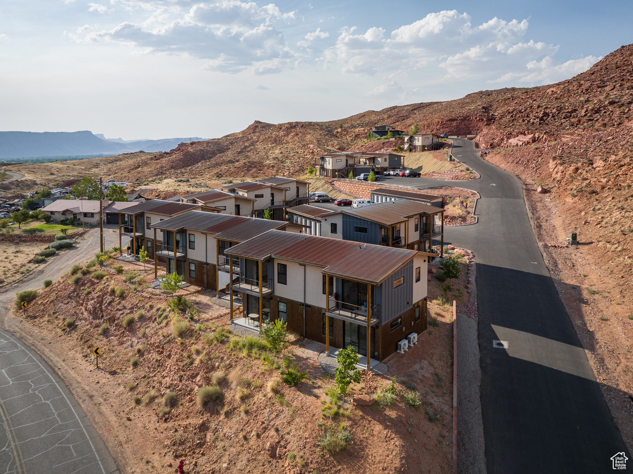 MURPHY FLATS - Residential