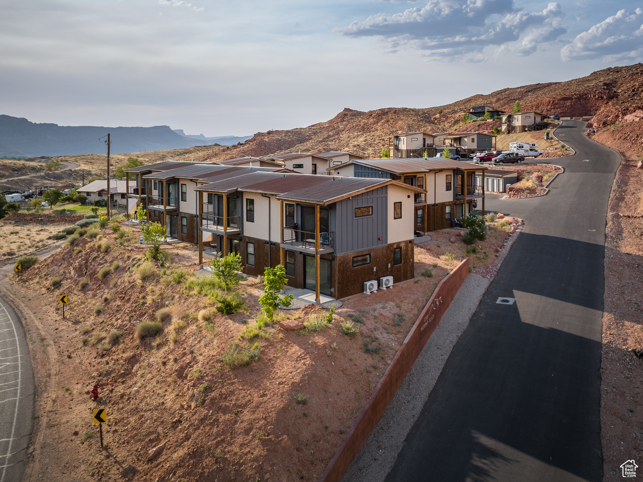 MURPHY FLATS - Residential