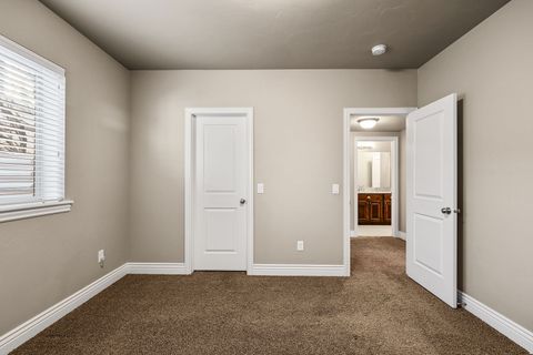 Tiny photo for 298 S 1150 W, Farmington, UT 84025 (MLS # 2128596)