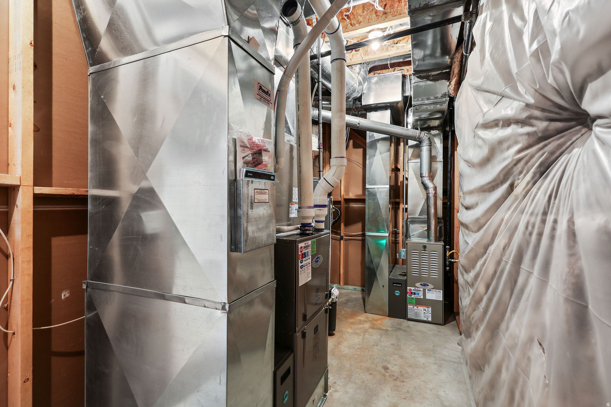 CHESTNUT FARMS - Residential