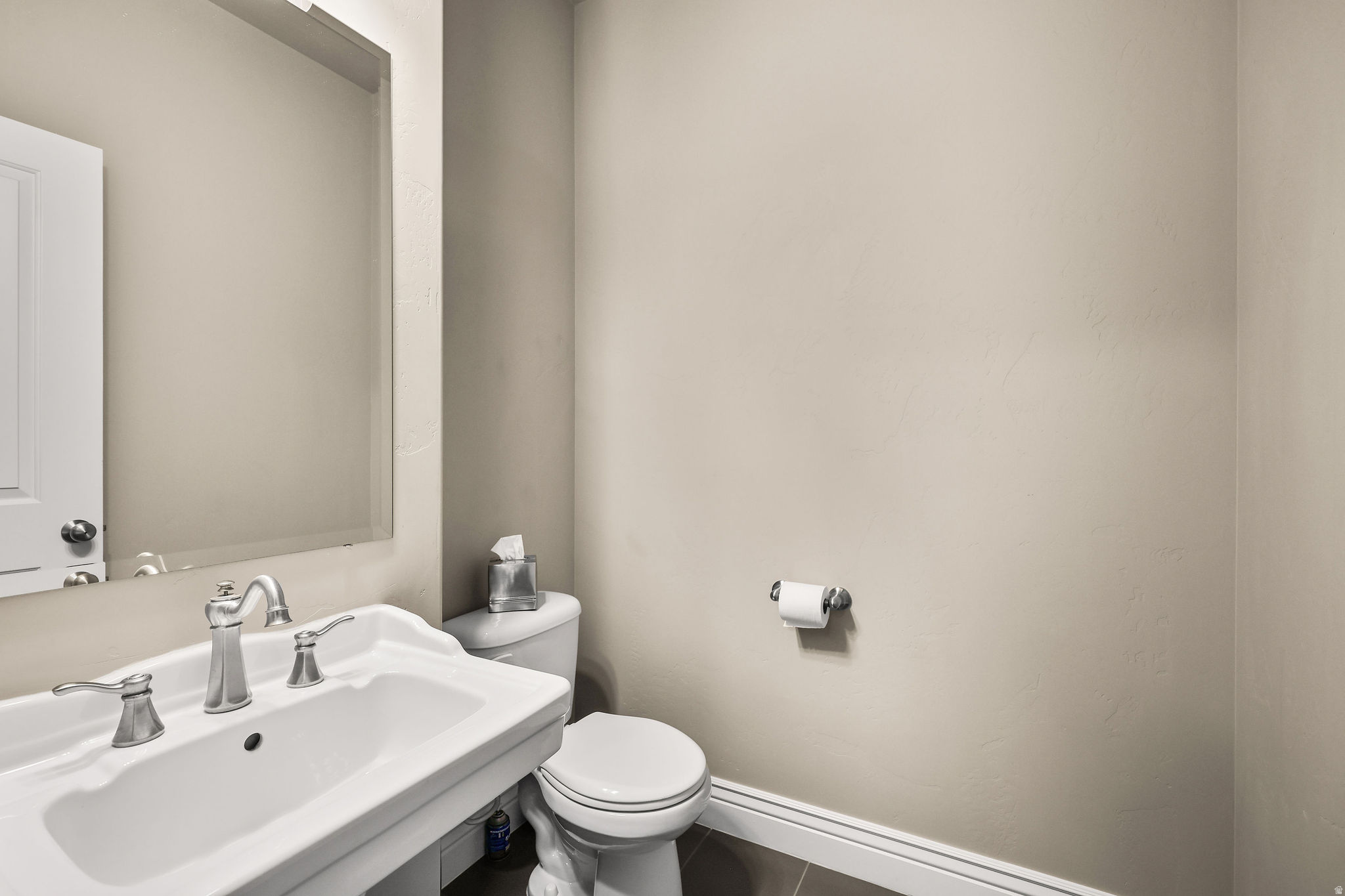 CHESTNUT FARMS - Residential