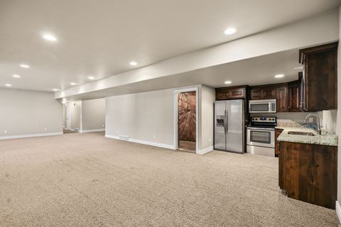 Tiny photo for 298 S 1150 W, Farmington, UT 84025 (MLS # 2128596)