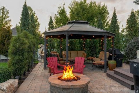 Tiny photo for 298 S 1150 W, Farmington, UT 84025 (MLS # 2128596)