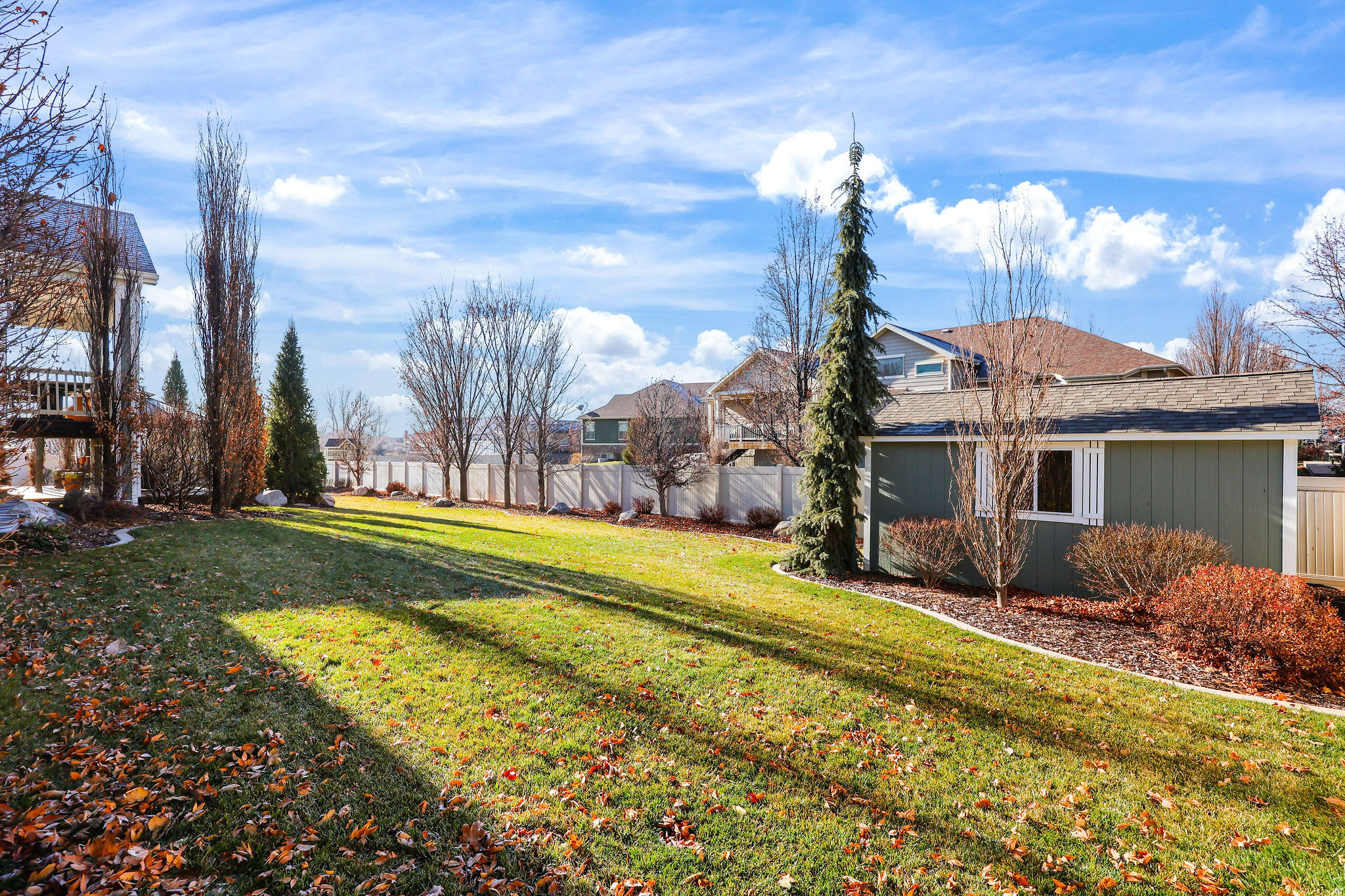 CHESTNUT FARMS - Residential