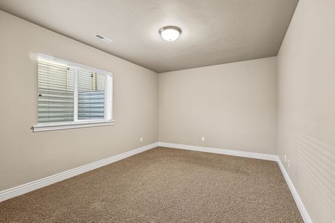Tiny photo for 298 S 1150 W, Farmington, UT 84025 (MLS # 2128596)