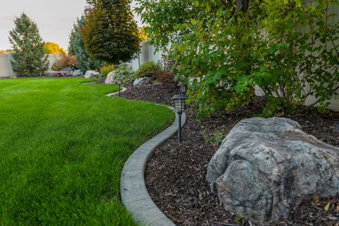 Tiny photo for 298 S 1150 W, Farmington, UT 84025 (MLS # 2128596)