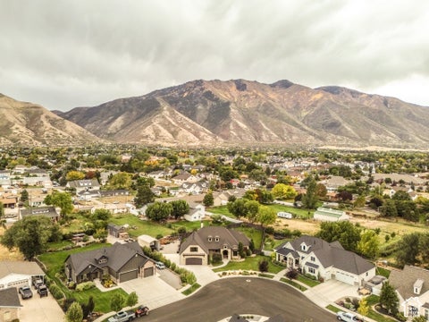 Tiny photo for 1402 N 440 W, Mapleton, UT 84664 (MLS # 2189787)