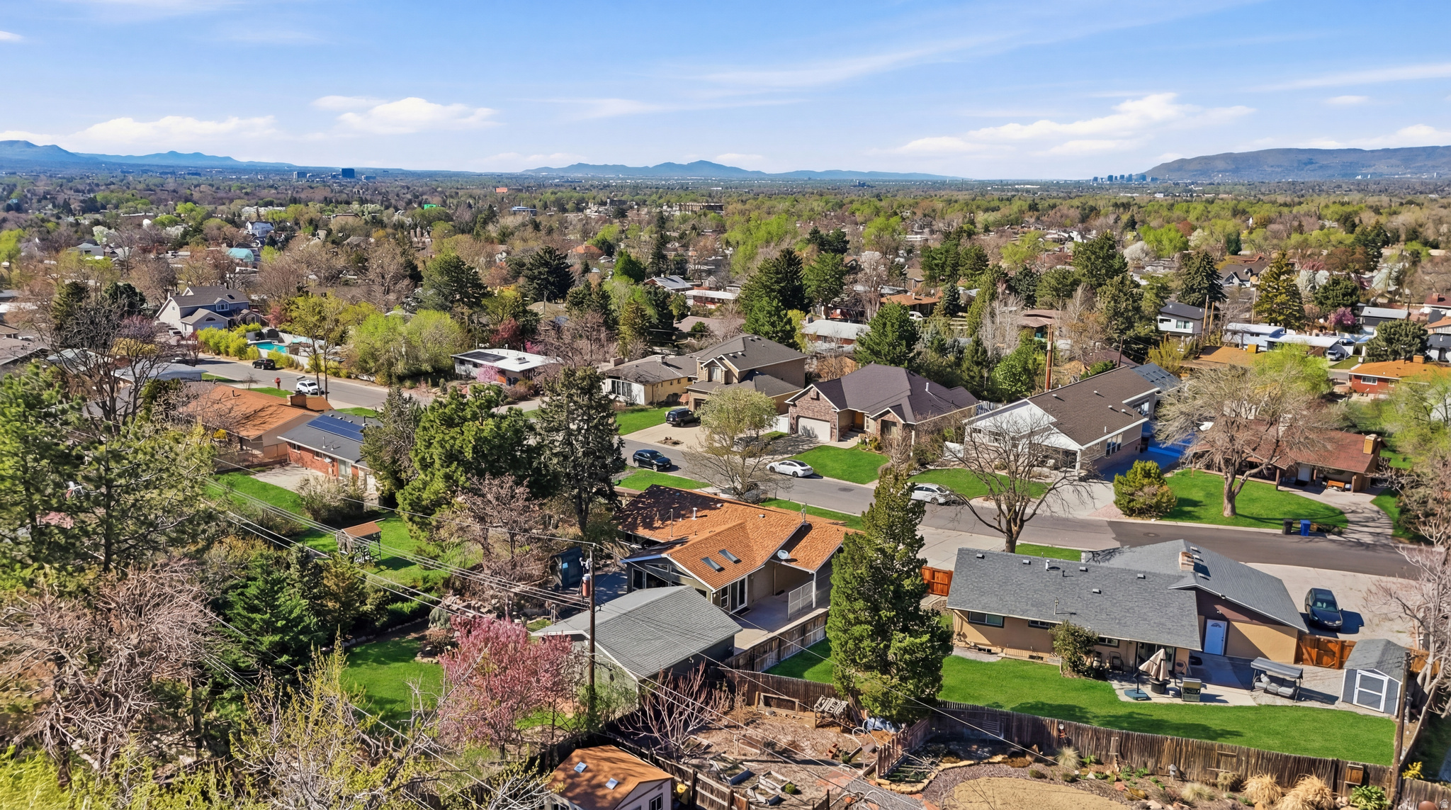 COUNTRY MANOR SUB - Residential