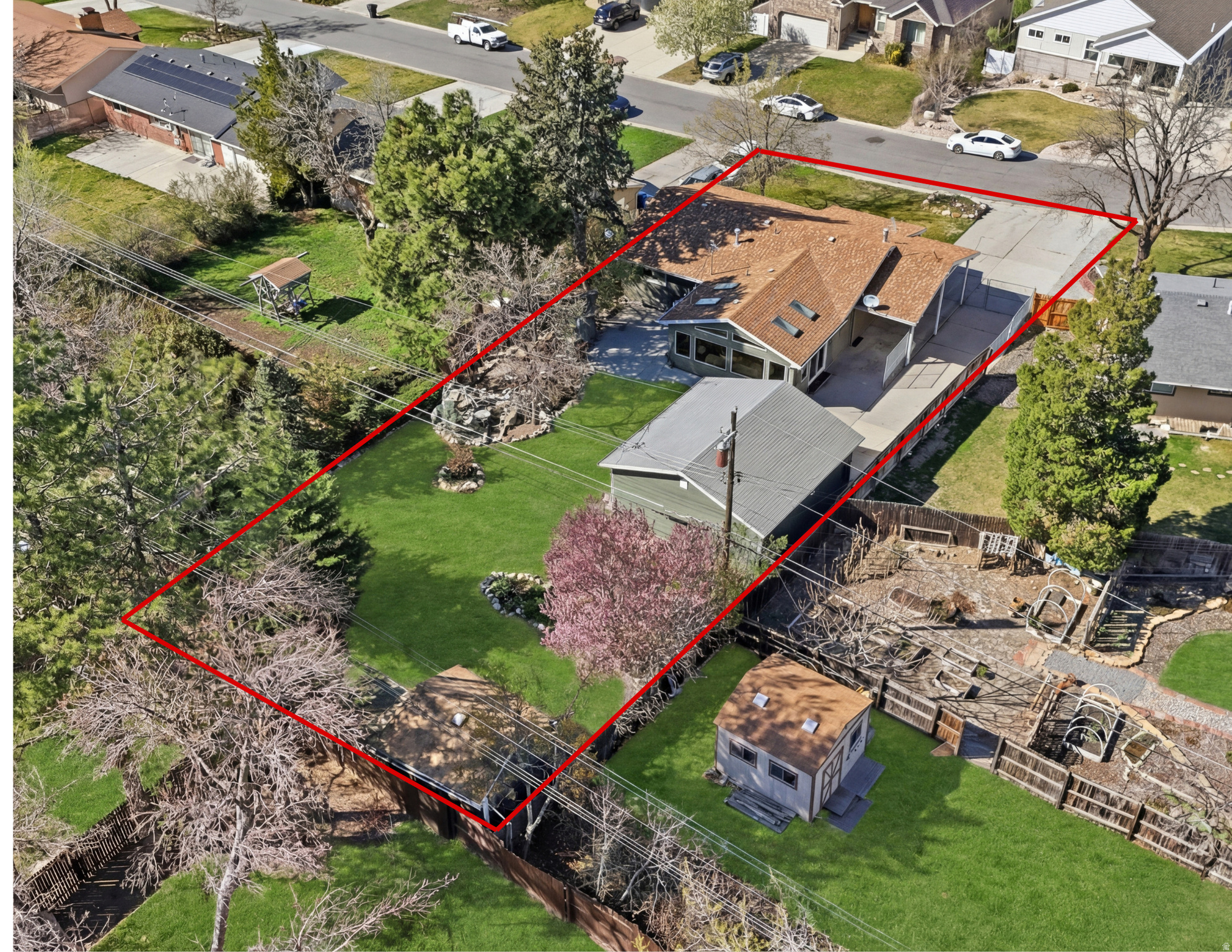 COUNTRY MANOR SUB - Residential