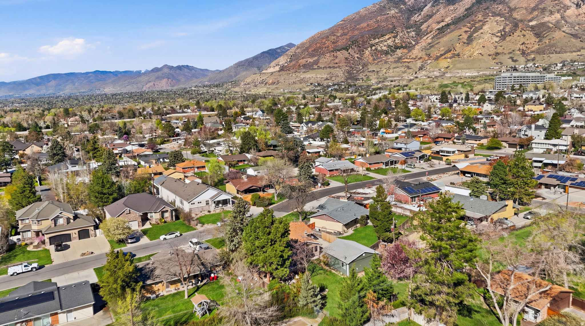 COUNTRY MANOR SUB - Residential