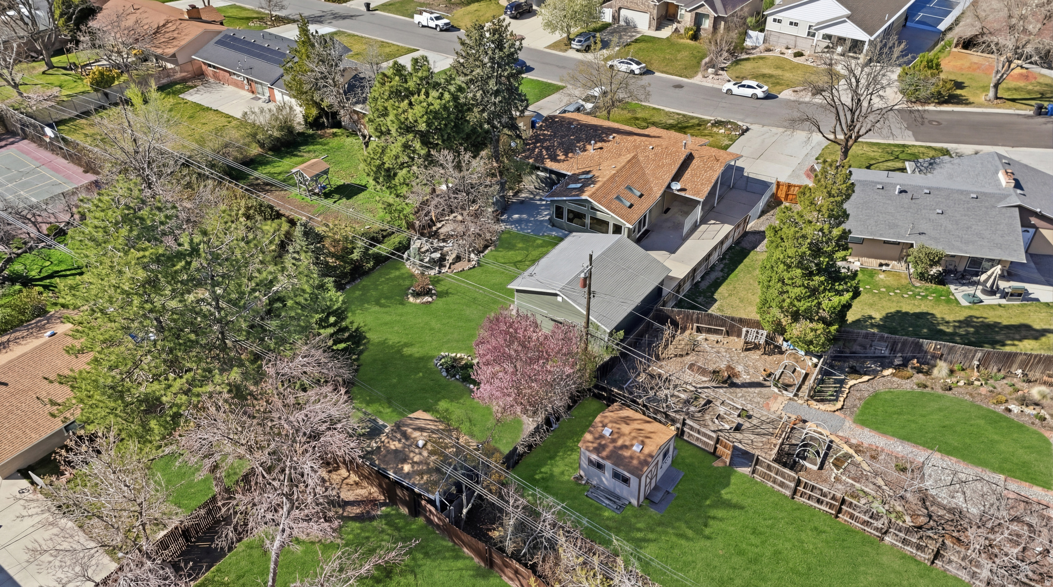 COUNTRY MANOR SUB - Residential