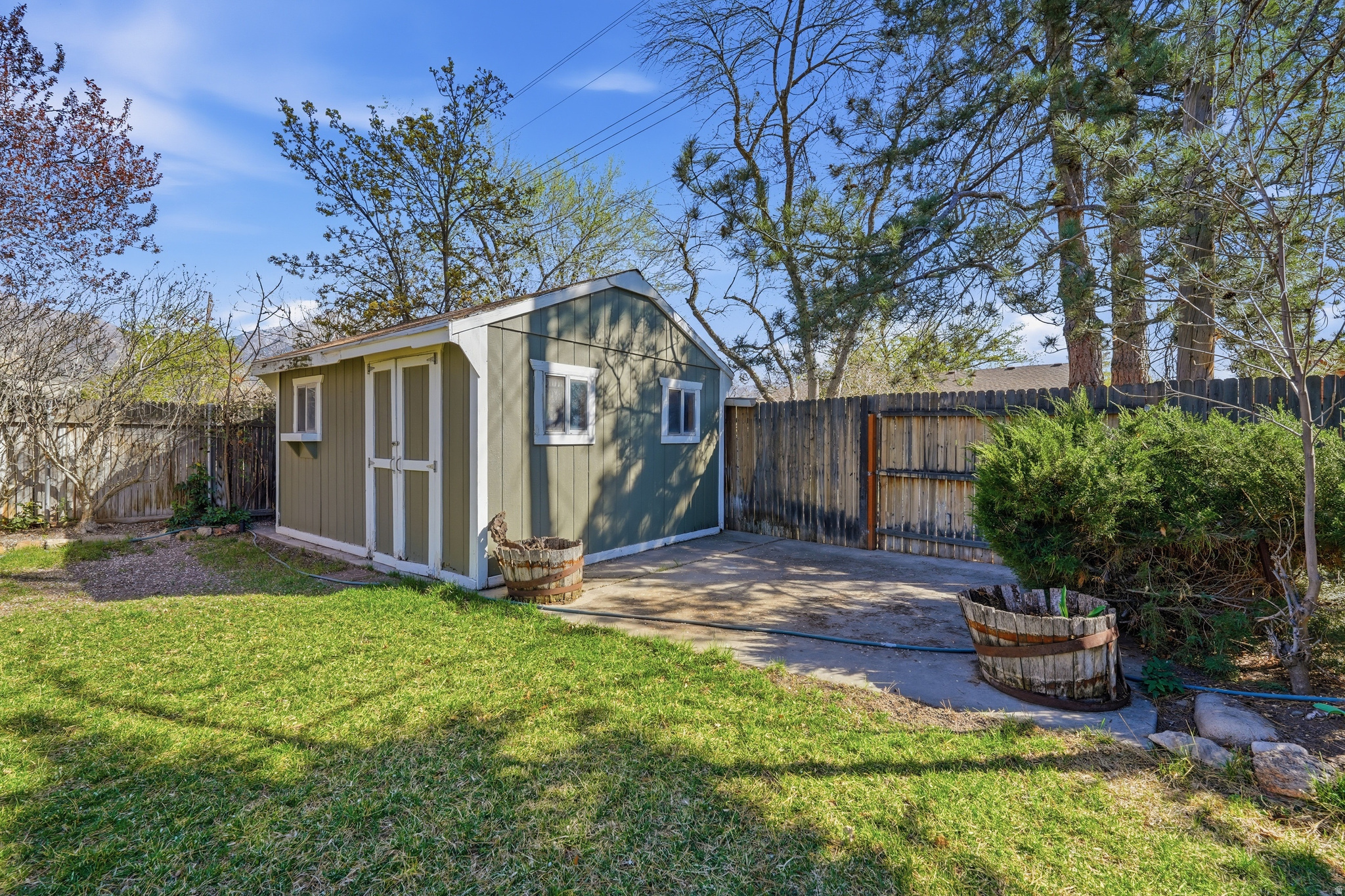 COUNTRY MANOR SUB - Residential