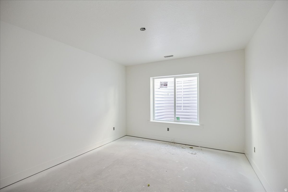 BEACON POINTE - Residential