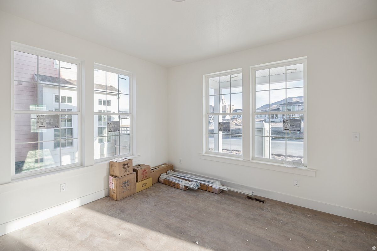 BEACON POINTE - Residential