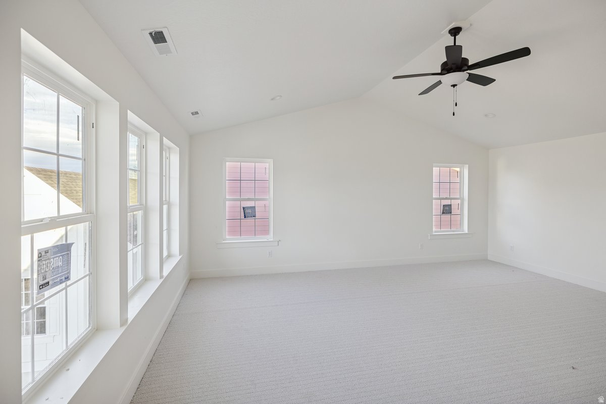 BEACON POINTE - Residential