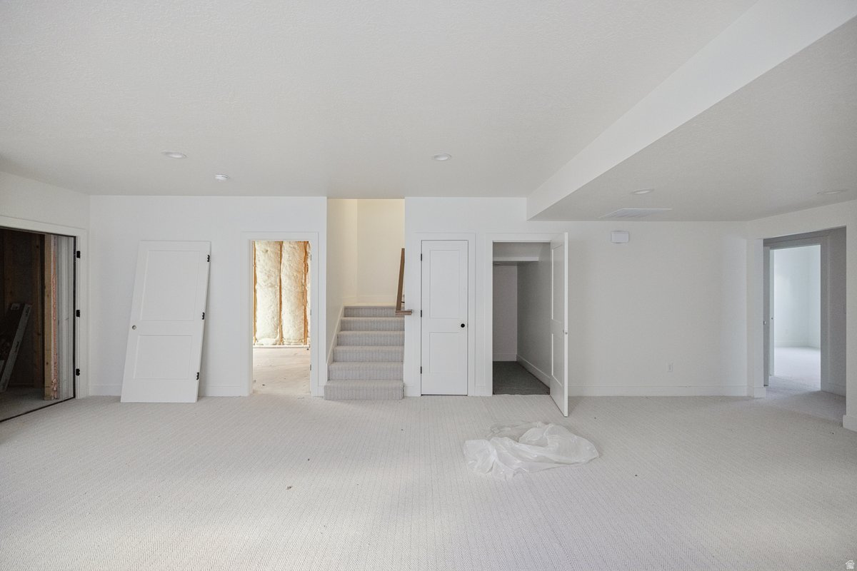 BEACON POINTE - Residential