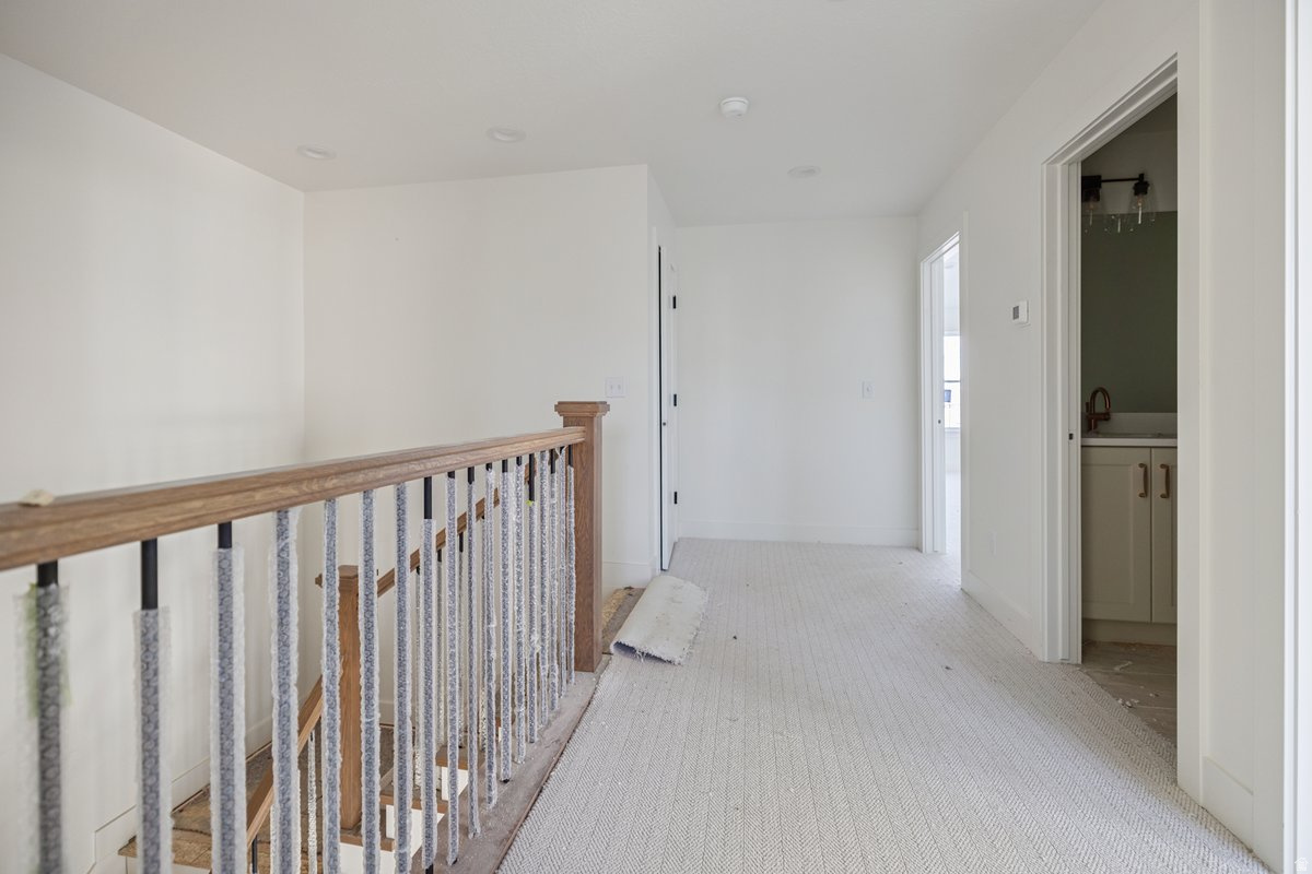 BEACON POINTE - Residential