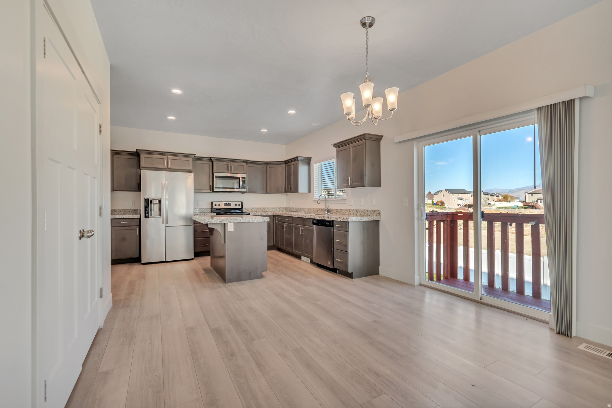 SILVERLAKE - Residential