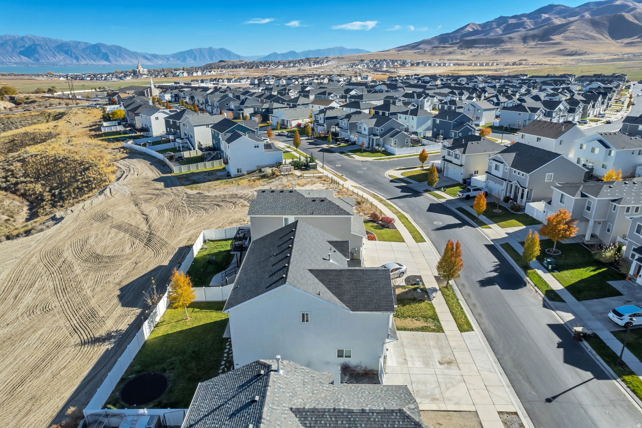 SILVERLAKE - Residential