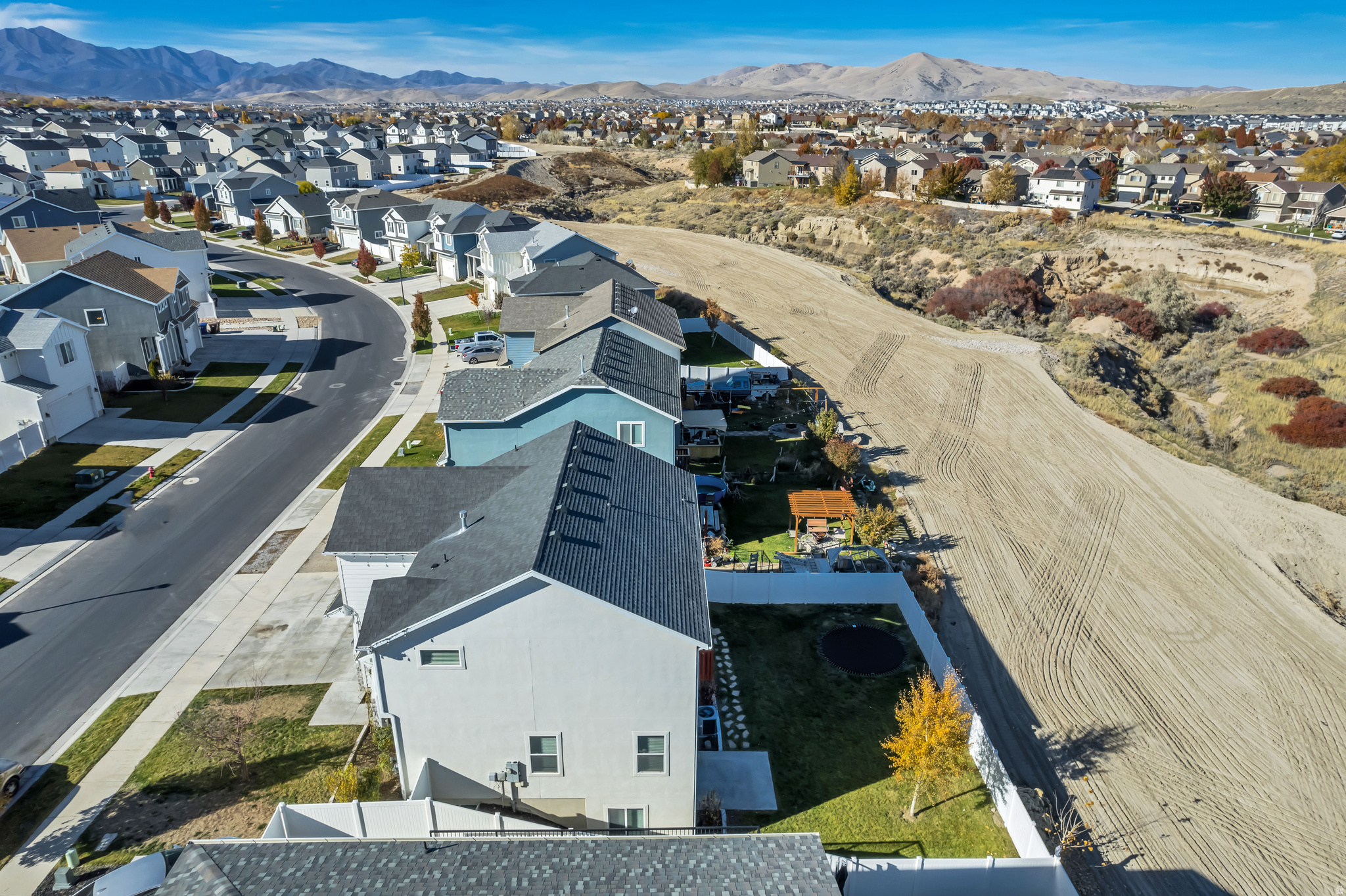 SILVERLAKE - Residential