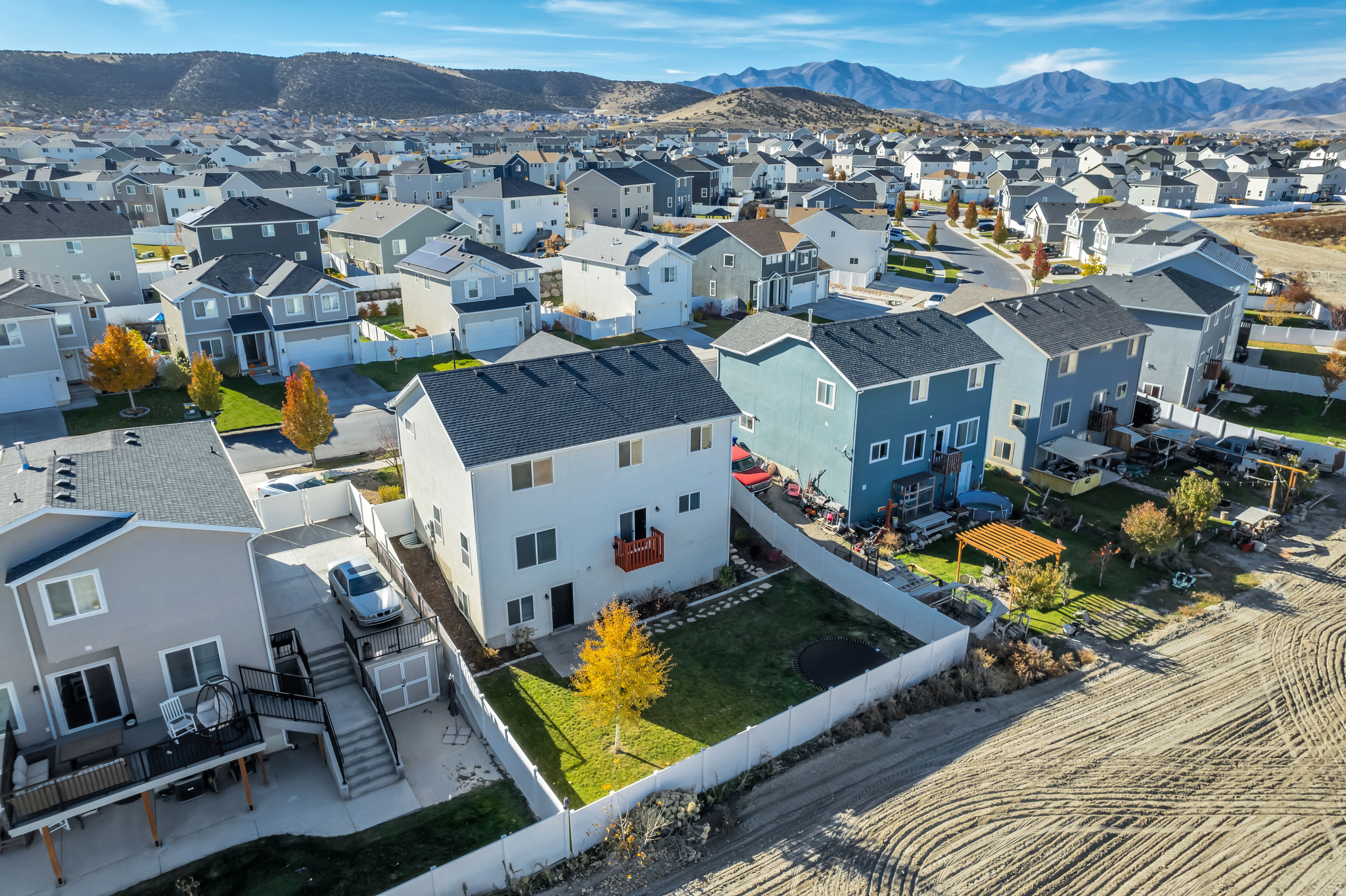 SILVERLAKE - Residential