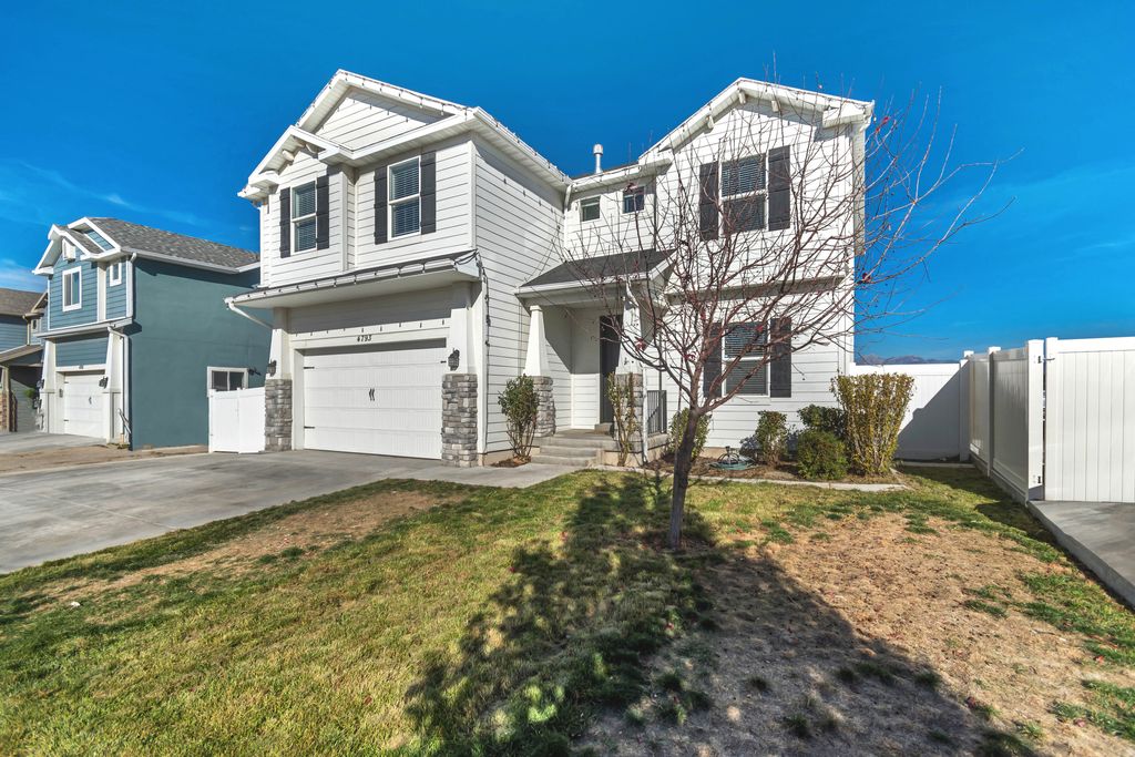 Photo of 4793 E SILVER RD, Eagle Mountain, UT 84005 (MLS # 2121346)
